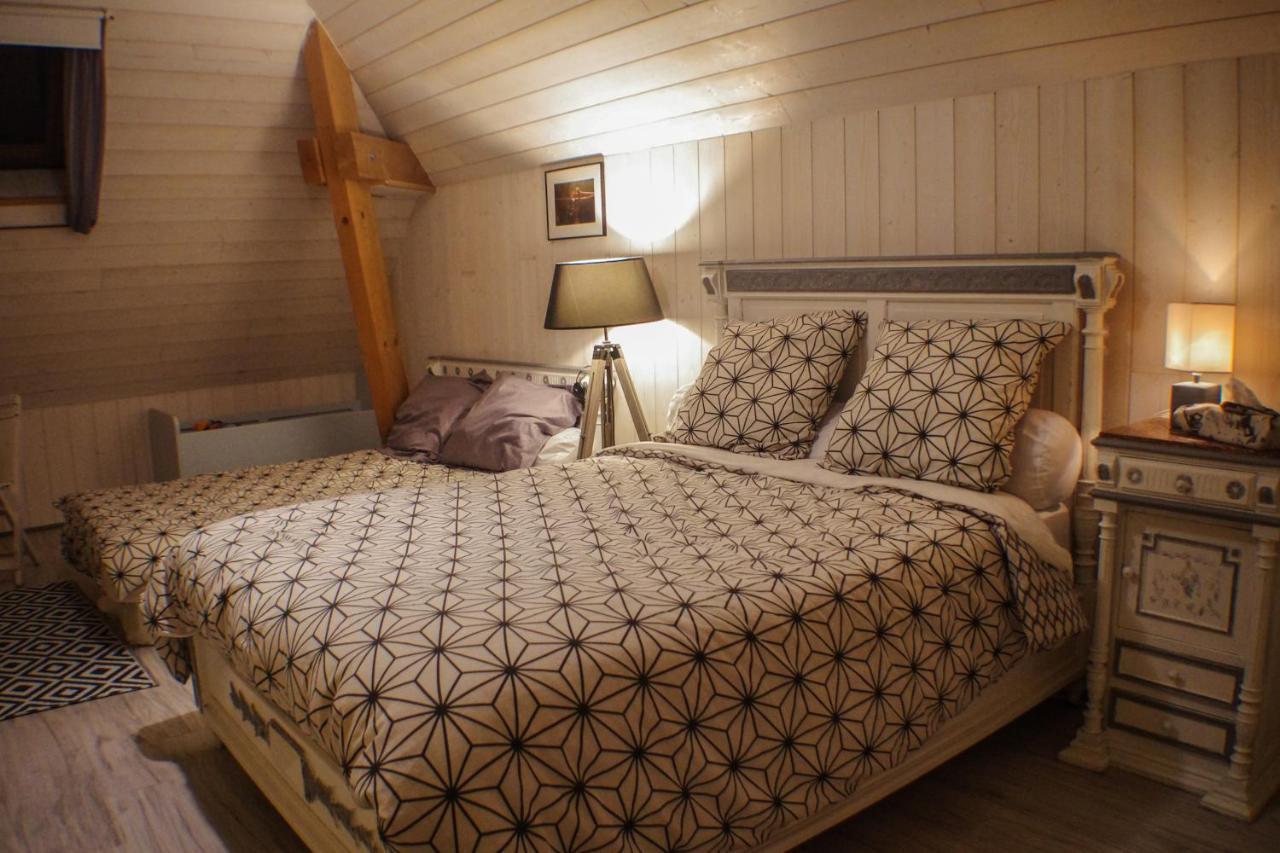 Pesaulhe Bed & Breakfast Monein Eksteriør bilde