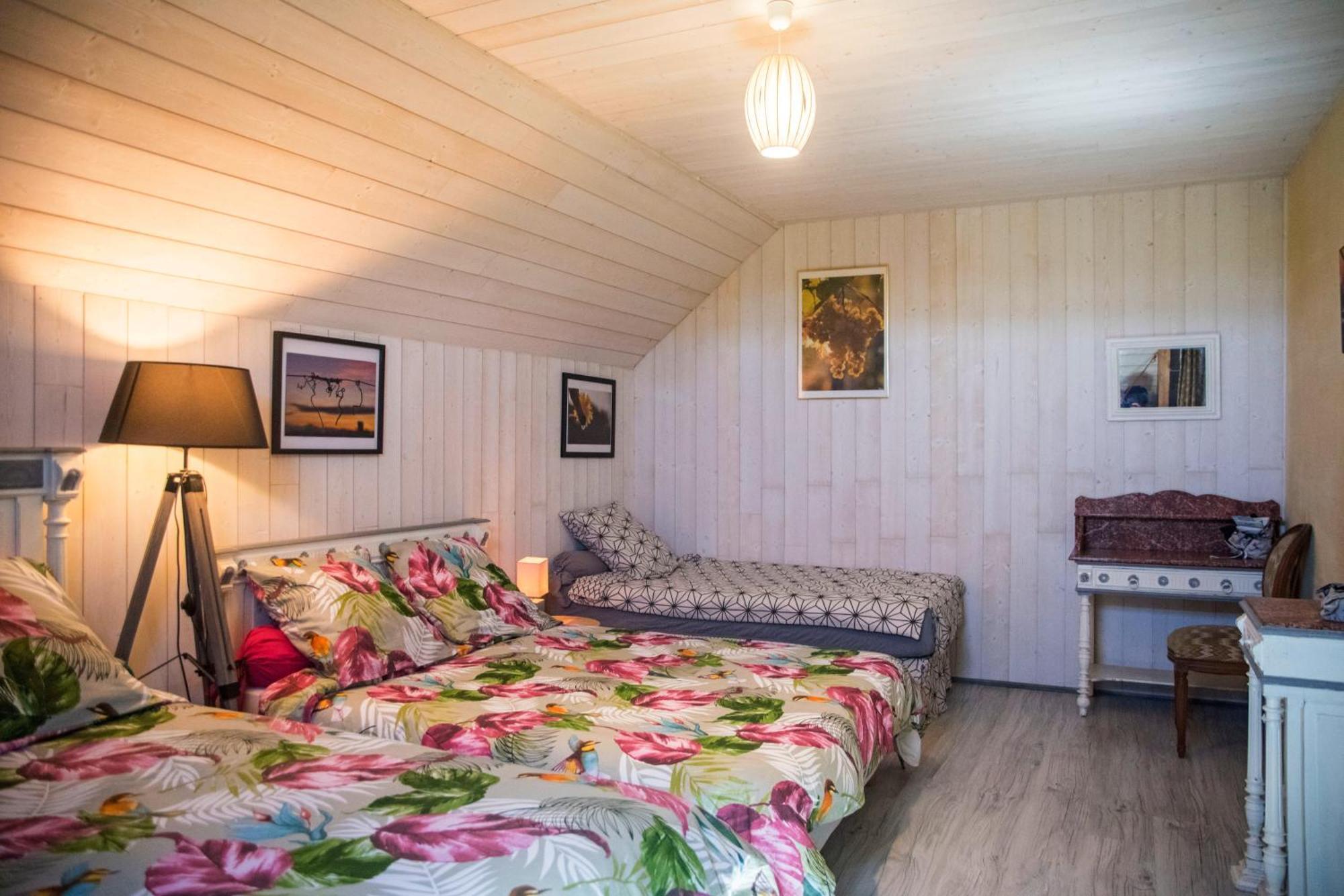 Pesaulhe Bed & Breakfast Monein Eksteriør bilde
