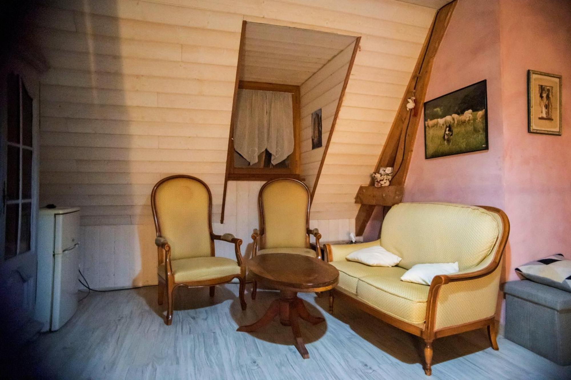 Pesaulhe Bed & Breakfast Monein Eksteriør bilde